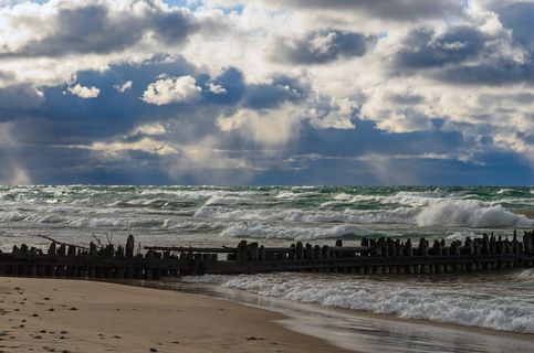 苏必利尔湖、海岸线、上密歇根州、五大湖、海浪、大湖风暴、苏必利尔湖风暴、水