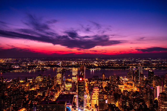建筑物夜间航空摄影
