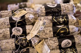 萨拉米香肠、野猪、托斯卡纳、食物、无人、大型物体、白天、特写