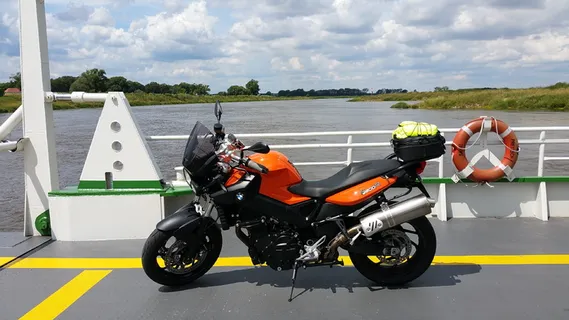 宝马，旅游，摩托车手，宝马世界，交通，交通方式，水，云天