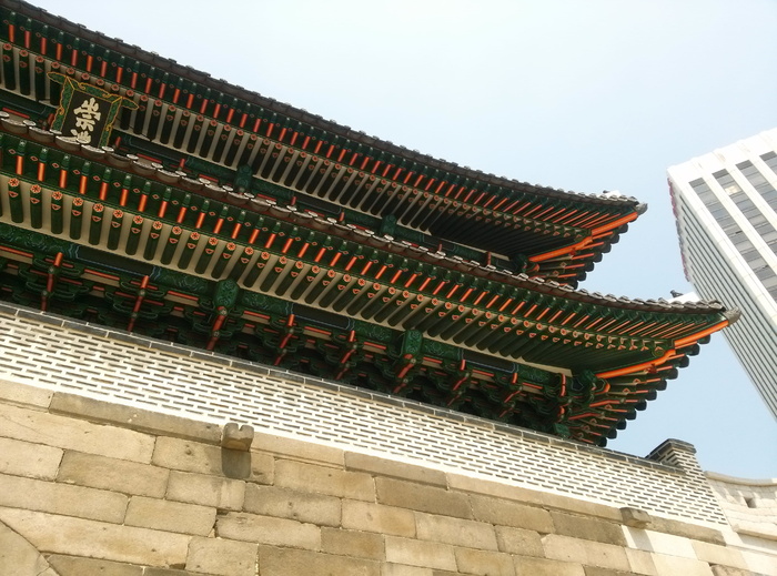 首尔，南大门，mono，旧建筑，建筑，已建结构，建筑外观，低角度视图