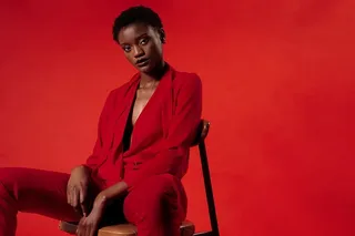 红色时尚照片上的红色