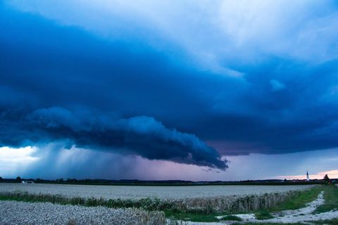 积雨云，风暴狩猎，气象学，雷雨，风暴，超级电池，蓝色小时，雷雨云
