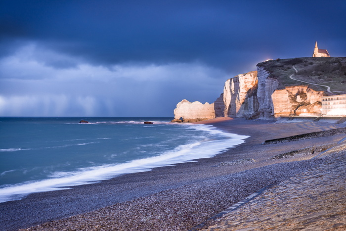 身体，水，白天，etretat，诺曼底，海滩，悬崖，云