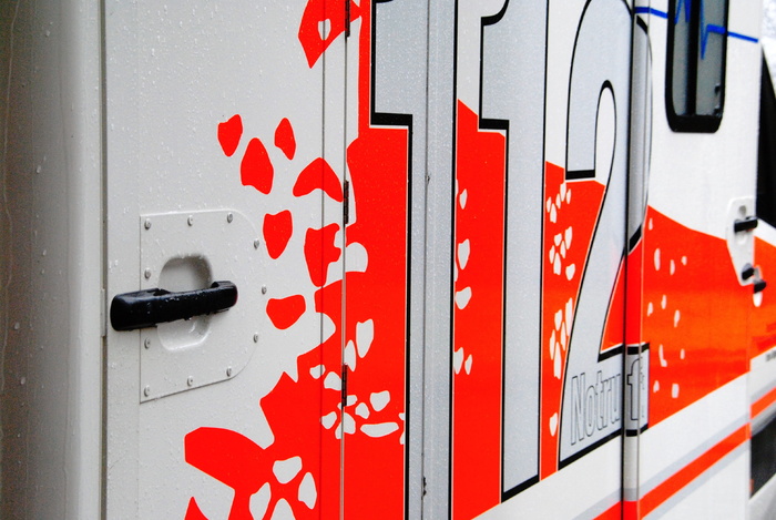 紧急情况、事故、违规、交通、护士、车祸、沉船、救护车