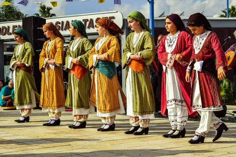 舞者、女孩、传统、民俗、民俗、文化、服装、民族 舞者、女孩、传统、民俗、民俗、文化、服装、民族