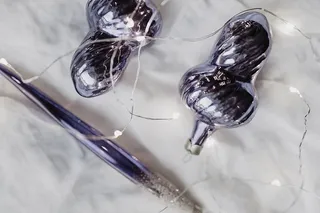 潘通紫外线圣诞饰品