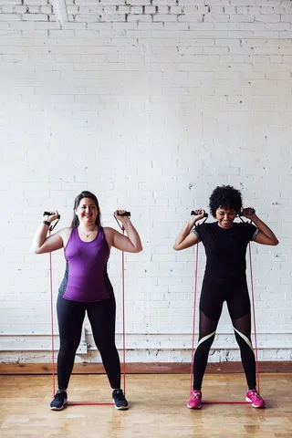 女子强队训练照片