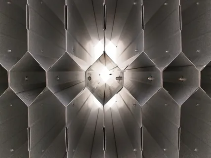 巴西，centro cívico，河马尔。爱马仕, 金属, 图案, 室内, 天花板, 没有人