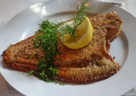 鲽鱼、鱼、比目鱼、油炸、柠檬、烤、点心、食品 鲽鱼、鱼、比目鱼、油炸、柠檬、烤、点心、食品