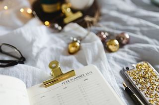 从床上开始工作