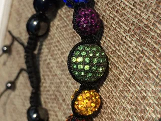 美国，夏洛特，手工制作，彩虹，手镯，香巴拉，无人，高角度观看