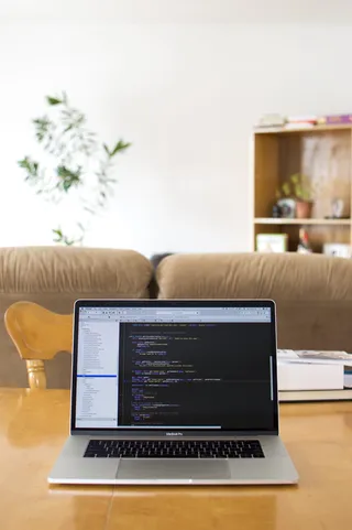 加拿大，alma，代码，计算机，客厅，macbook，笔记本电脑，编程