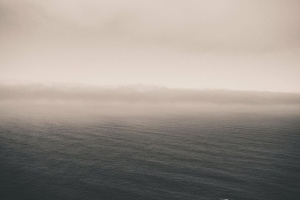 水体，照片，雾，湖，灰色，天空，雾，薄雾