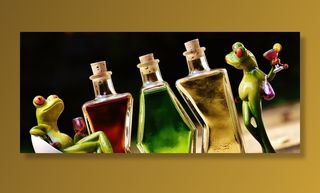 玻璃瓶，旁边，青蛙雕像，青蛙，饮料，瓶子，酒精