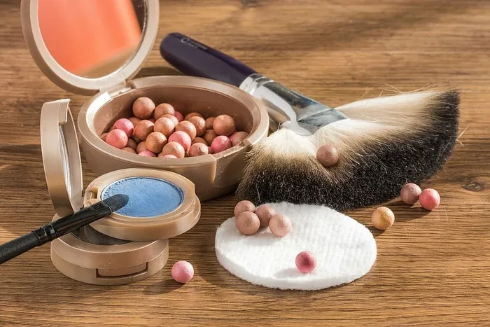 采购产品分类，化妆包，棕色，木制，桌子，化妆品，化妆品，粉末