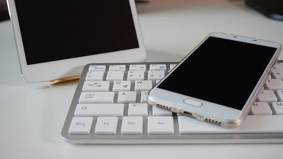 银色三星android智能手机、top、苹果品牌键盘、智能手机、平板电脑、键盘、触摸屏、ipad 银色三星android智能手机、top、苹果品牌键盘、智能手机、平板电脑、键盘、触摸屏、ipad