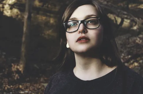 人，女人，脸，眼镜，刺穿，鼻子，嘴唇，头像