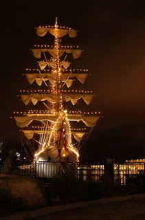 美国、新伦敦、cuauhtemoc、理货、barque、灯光、照明、夜间 美国、新伦敦、cuauhtemoc、理货、barque、灯光、照明、夜间