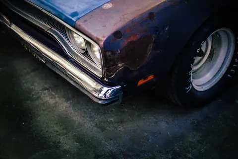 旧车、汽车、前照灯、车轮、车辆、旅行、停车场、汽车 旧车、汽车、前照灯、车轮、车辆、旅行、停车场、汽车