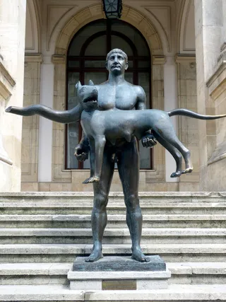 雕塑，艺术，艺术品，雕像，人，狼，狗，身体