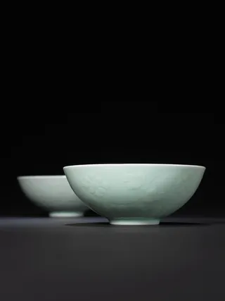 杯子，古董，瓷器，拍卖，陶器，碗，厨房用具，室内