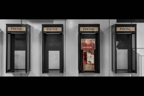 电话，电话亭，通讯，玻璃材料，无人，文字，透明，技术