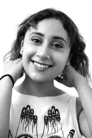 Retato、黑白、女孩、微笑、肖像、微笑、正面视图、幸福