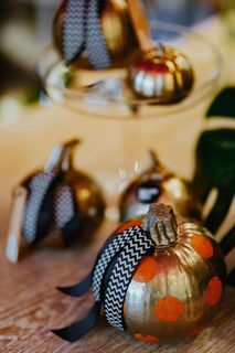 金色装饰南瓜饰品