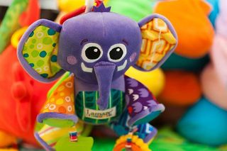 特写照片，紫色，大象，毛绒，玩具，动物，明亮，人物