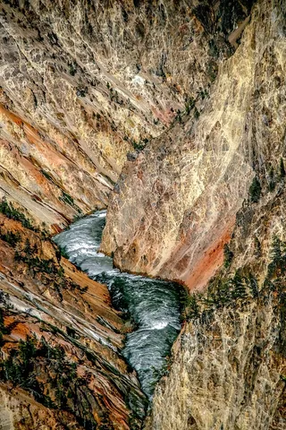 身体，水，山脉，自然，岩石，树木，河流，急流