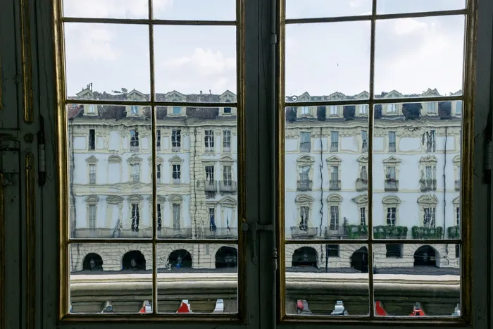 都灵宫的复古窗户