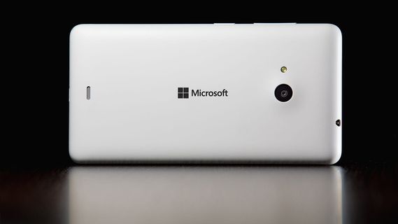 lumia 525，智能手机，评论，W7手机，复制空间，室内，无人，白色