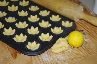 蛋糕、烘焙、圣诞节、糖果、面团、床单、食品和饮料、食品