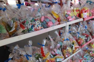 糖果，节日，等等，美食，待售，大型物品，零售，丰盛