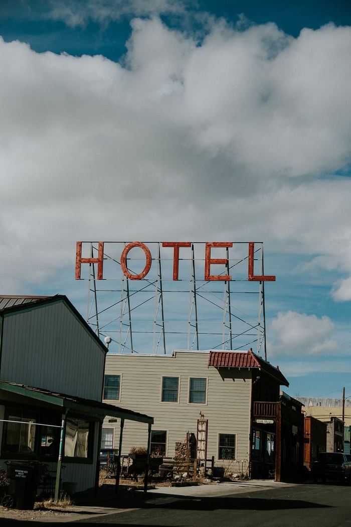 美国布莱肯里奇酒店汽车旅馆亚当斯西部云层天空