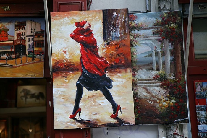 人物，蒙马特，画家，一人，全长，真人，白天，室内