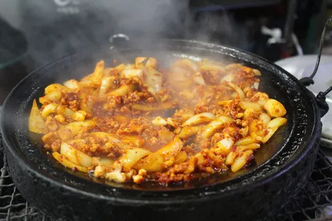 炒饭、阳炒饭、定量炒饭、食品、食品和饮料、厨房用具、家用设备、炒锅 炒饭、阳炒饭、定量炒饭、食品、食品和饮料、厨房用具、家用设备、炒锅