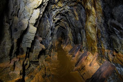 美国，俄勒冈州，隧道，黑暗，平硐，矿井，废弃矿井，黄金