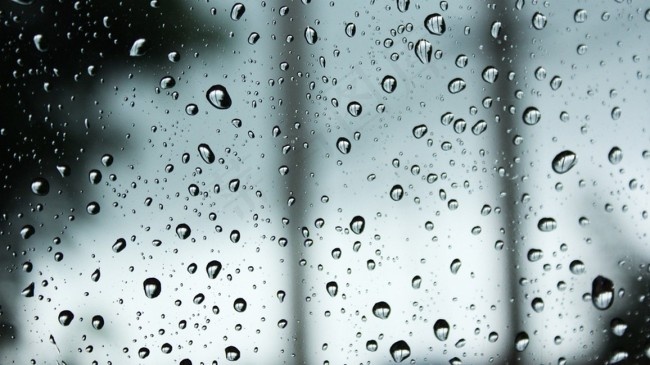 4种不同效果的下雨、雨水笔刷素材