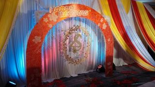 红色系婚礼花门背景