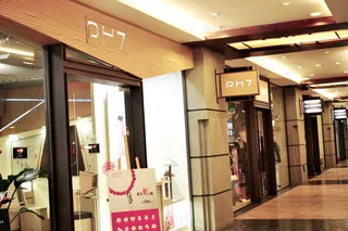 大型服饰购物中心图片