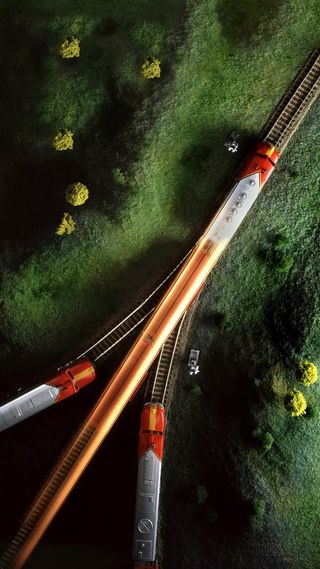 轨道上的火车高清摄影图片o