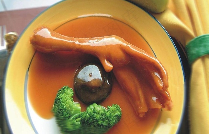 鲍汁扣鹅掌图片