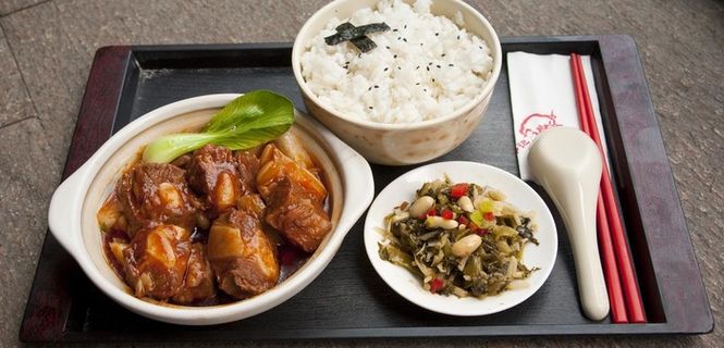 秘制红烧牛腩套餐图片