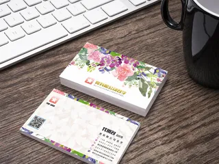 新款唯美艺术水彩手绘花纹名片模板p...