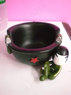 创意烟灰缸图片