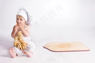 厨师装扮的大人小孩烹饪美食健康家庭情侣亲子素材