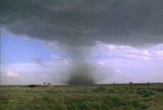 龙卷风视频素材素材下载