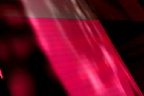 玫红色方块旋转视频背景